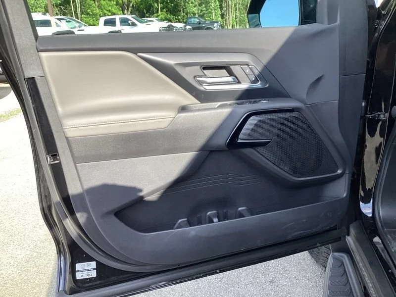 2026 Chevrolet Silverado EV Trail Boss - Photo 16