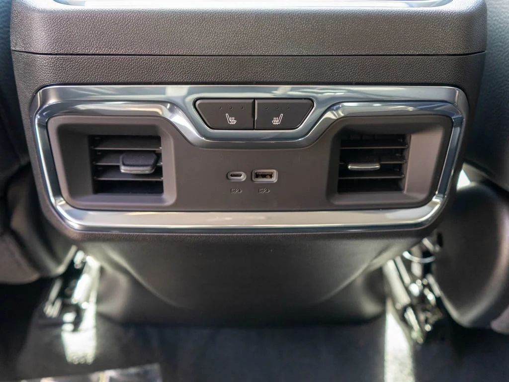 2026 GMC Sierra 2500HD Denali - Photo 14