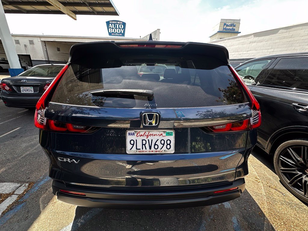 Used 2024  Honda EX image 26