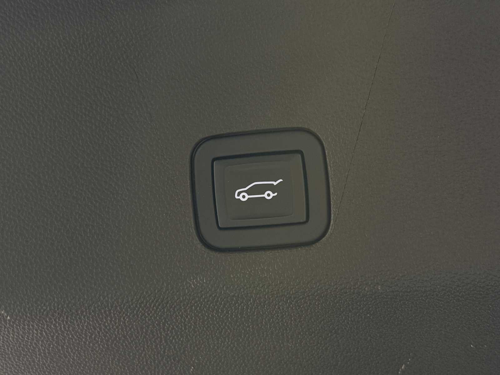 Used 2023 Titanium Rush Metallic GMC Denali image 19
