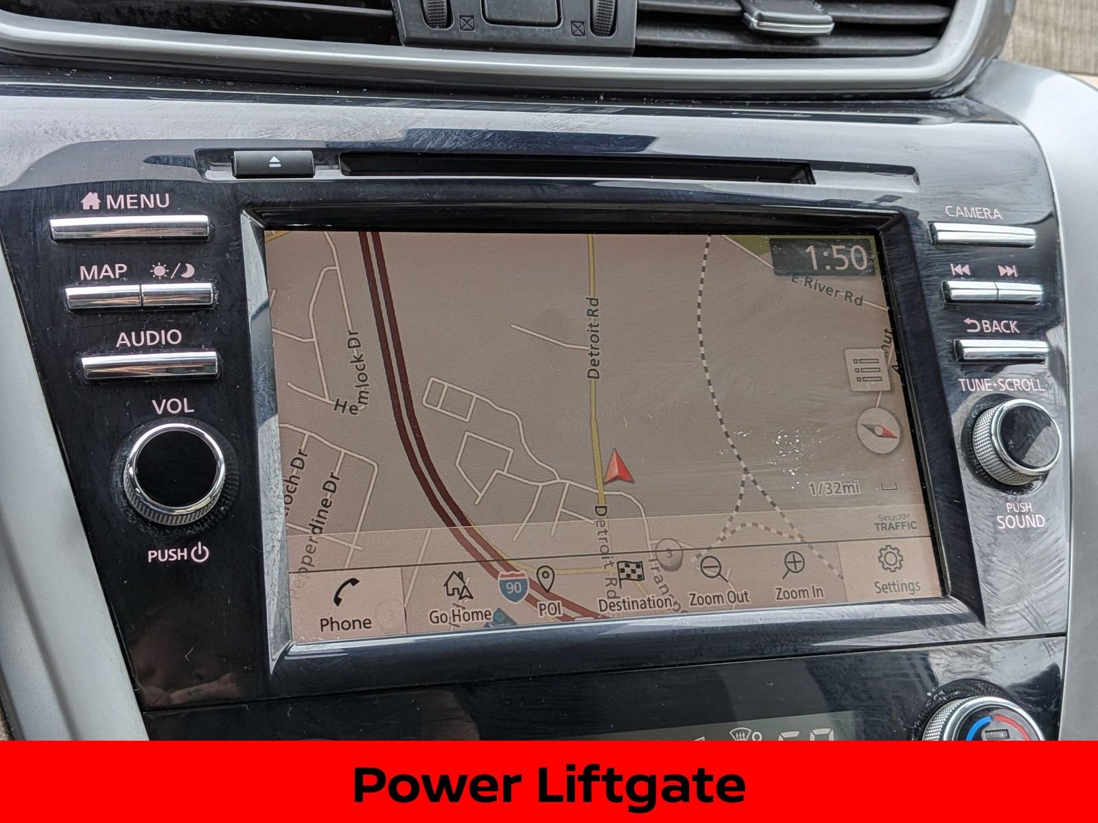 Certified Used 2020 Pearl White Nissan SL image 18