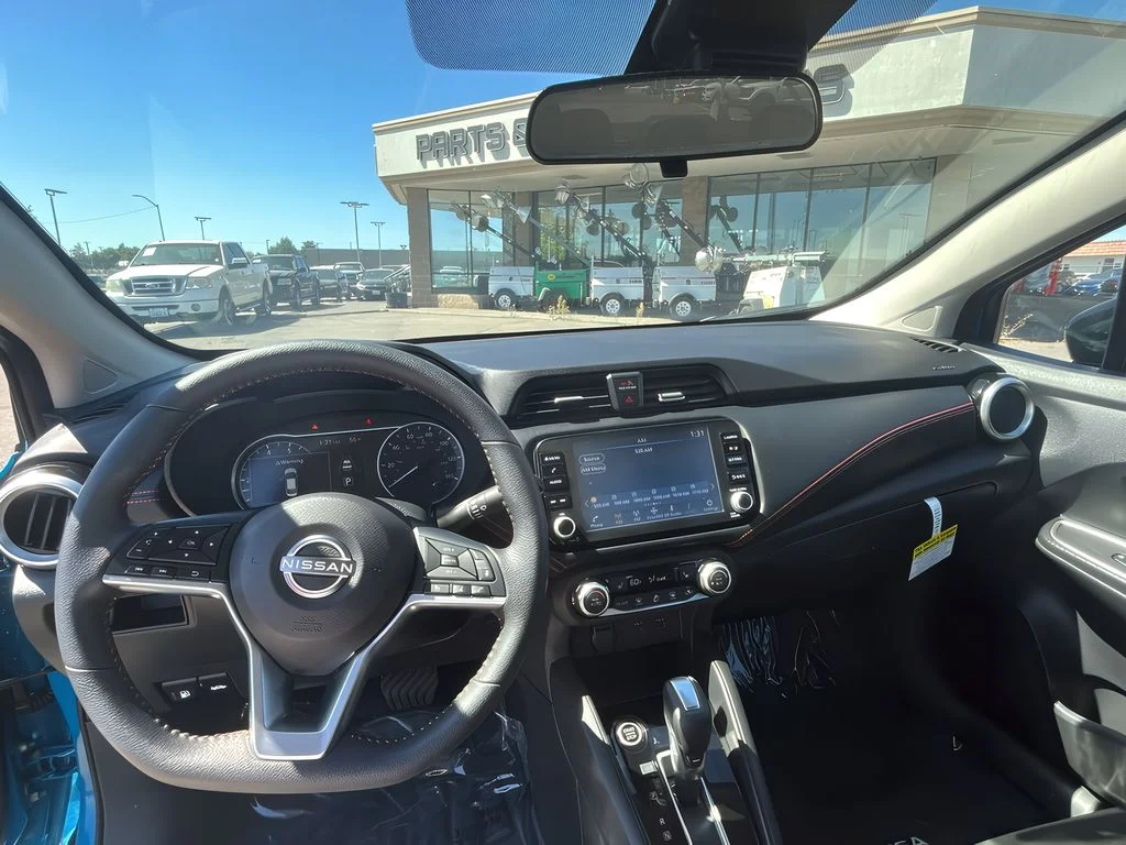 2025 Nissan Versa Sedan SR - Photo 19