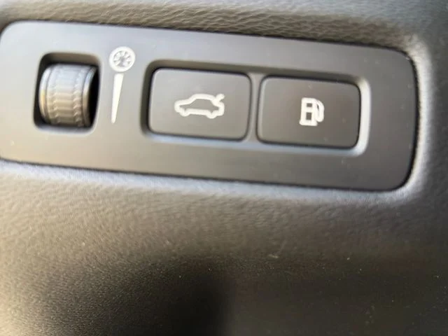 Used 2021 Black Volvo T8 Polestar image 30