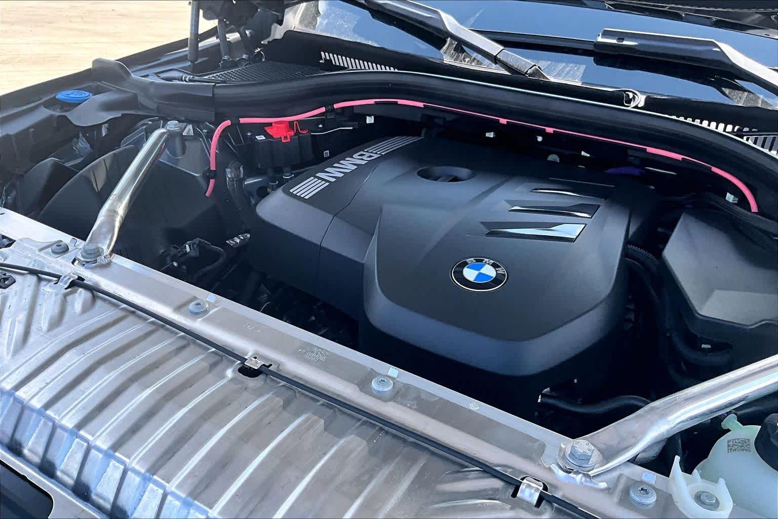 Used 2026 Skyscraper Grey Metallic BMW 30 xDrive image 31