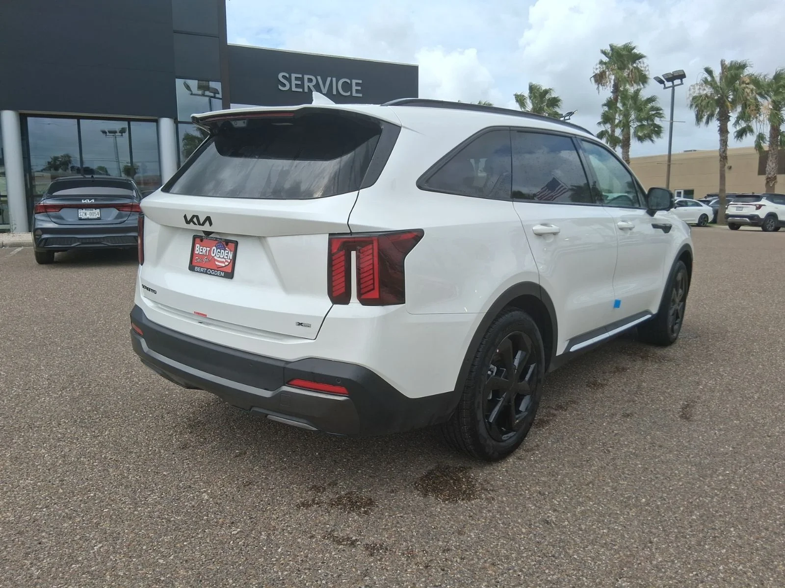 New 2026 White Kia X-Line SX Prestige image 4