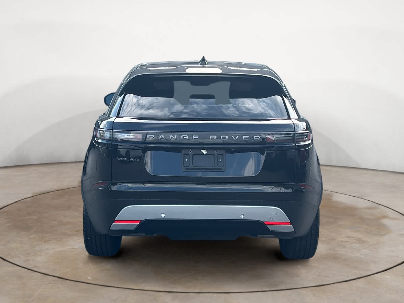 Certified Used 2026 Santorini Black Metallic Land Rover S image 4