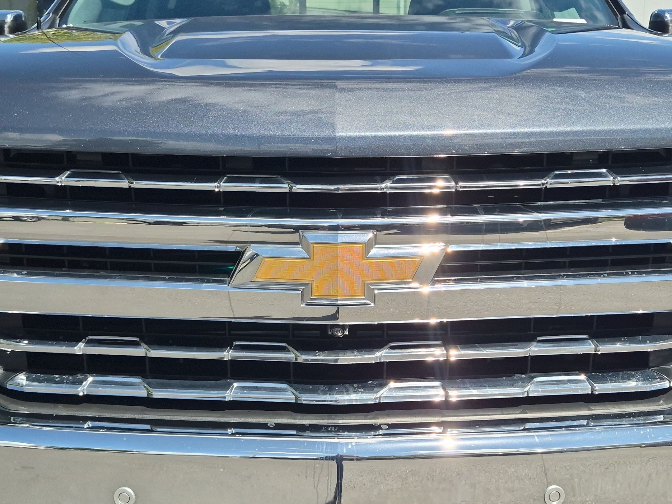 Used 2021 SHADOW GRAY METALLIC Chevrolet LTZ image 9