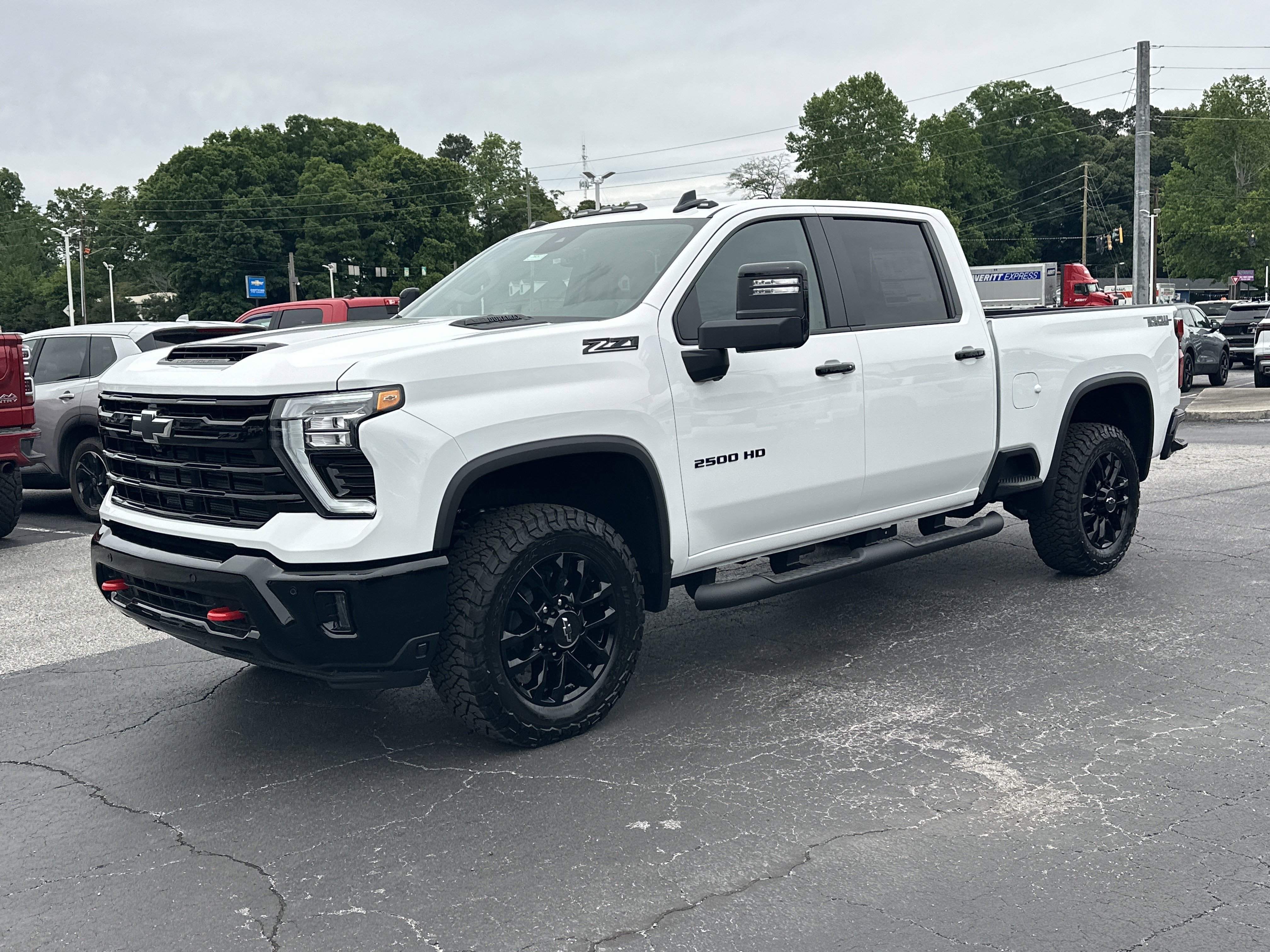 New 2026 Summit White Chevrolet LT image 4