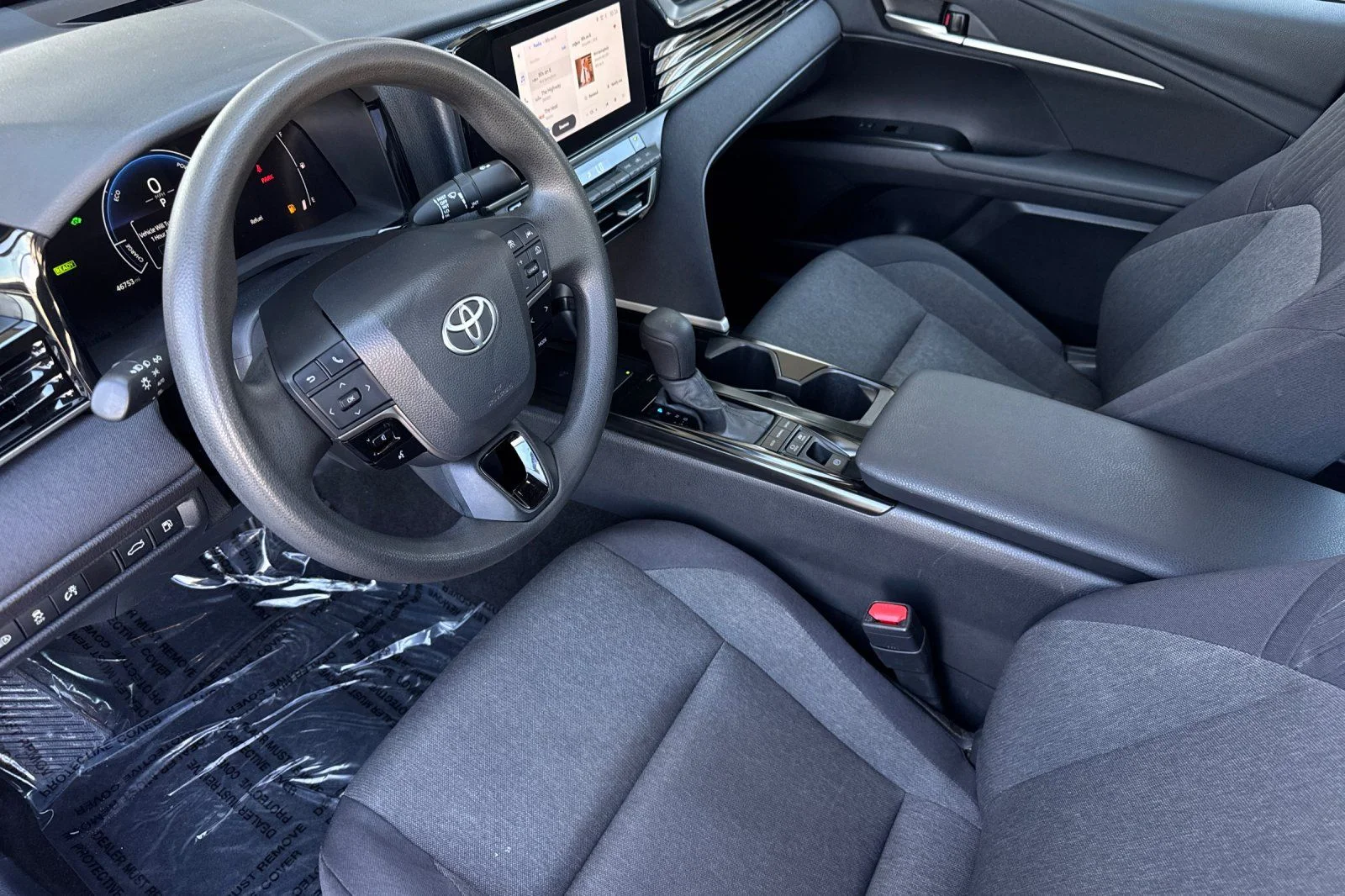 Used 2025 Silver Toyota LE image 12