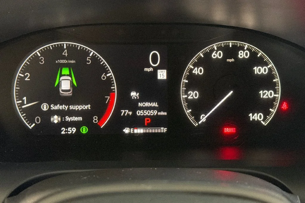 Used 2025  Honda LX image 32