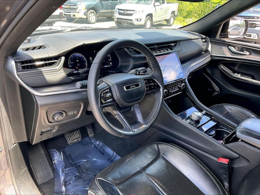 Used 2023 Baltic Gray Metallic Clearcoat Jeep Overland image 8
