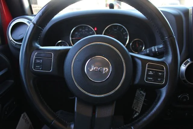 Used 2018 Red Jeep Unlimited Sahara image 8