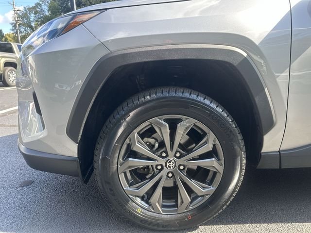 Certified Used 2024 Silver Toyota XLE Premium image 20