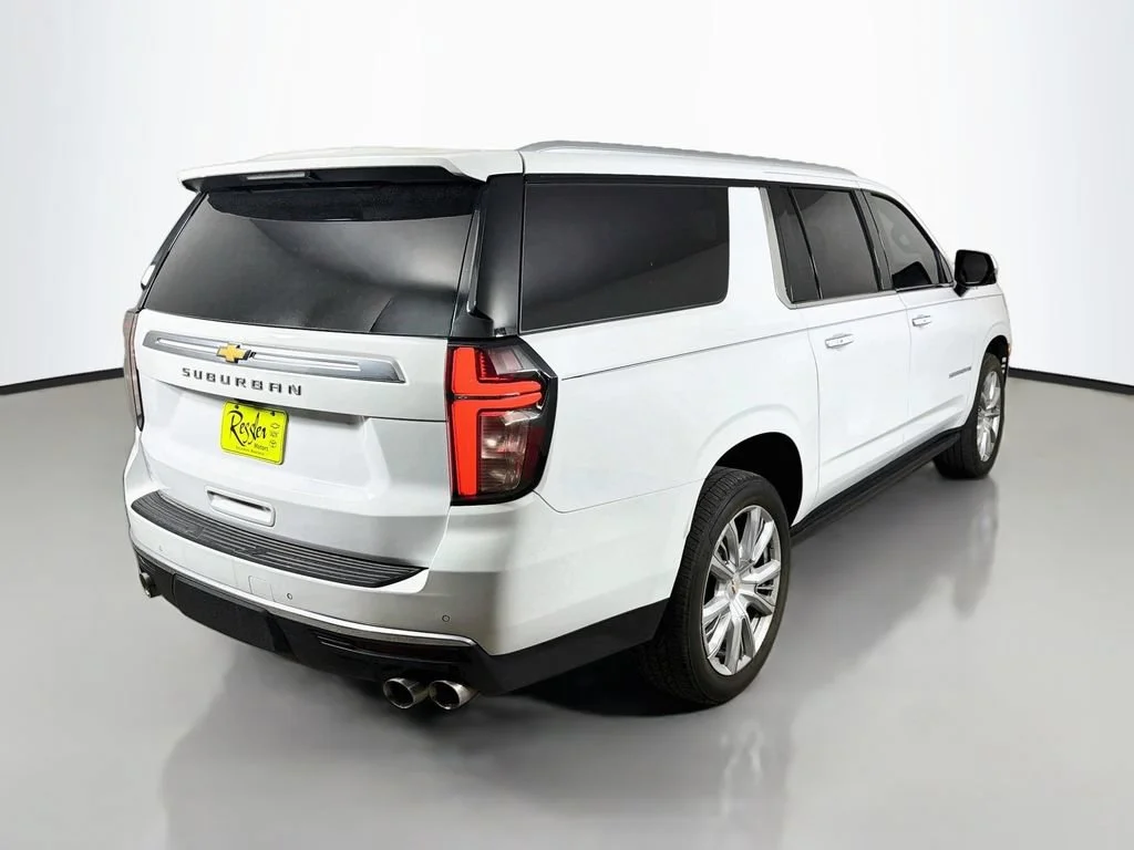 Used 2021 Summit White Chevrolet High Country image 6