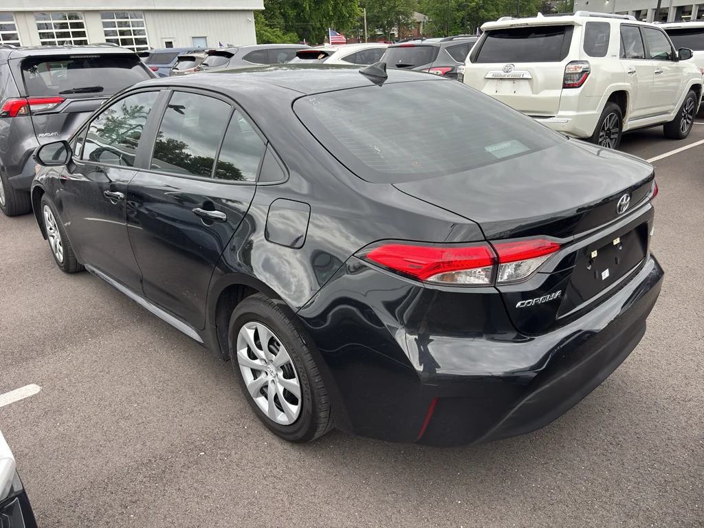 Used 2024 Midnight Black Metallic Toyota LE image 28