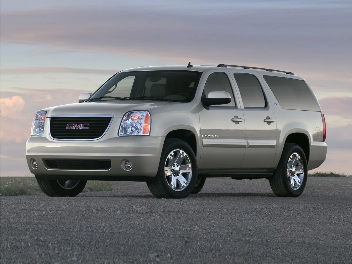 Used 2011 Black GMC SLE 1500 image 1