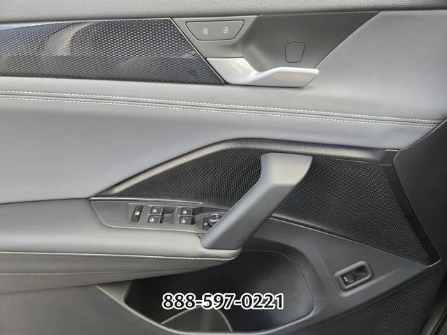 Certified Used 2025 Platinum Gray Metallic Volkswagen 2.0T SE R-LINE BLACK image 31
