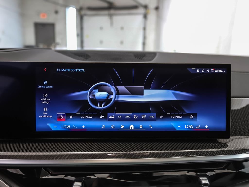 Used 2026 Blue Metallic BMW M60i image 18