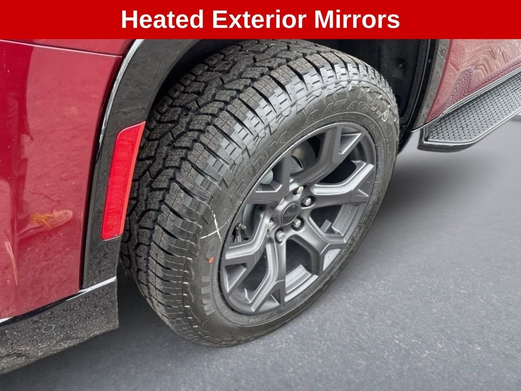 New 2026 Velvet Red Pearl-Coat Exterior Paint Jeep  image 13