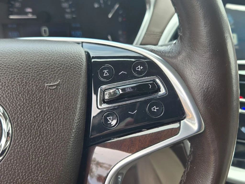 Used 2016 Platinum Ice Tricoat Cadillac Luxury image 24
