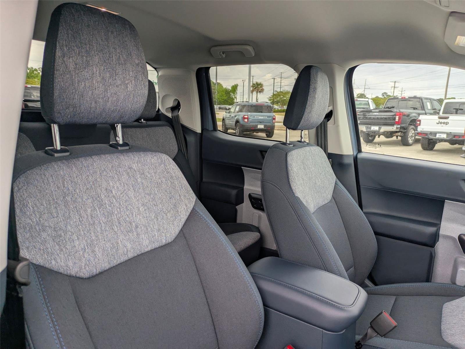 New 2026 Azure Gray Metallic Tri-Coat Ford XLT image 33