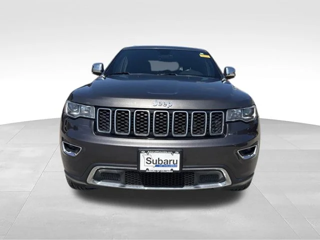 Used 2017 Gray Jeep Limited image 2