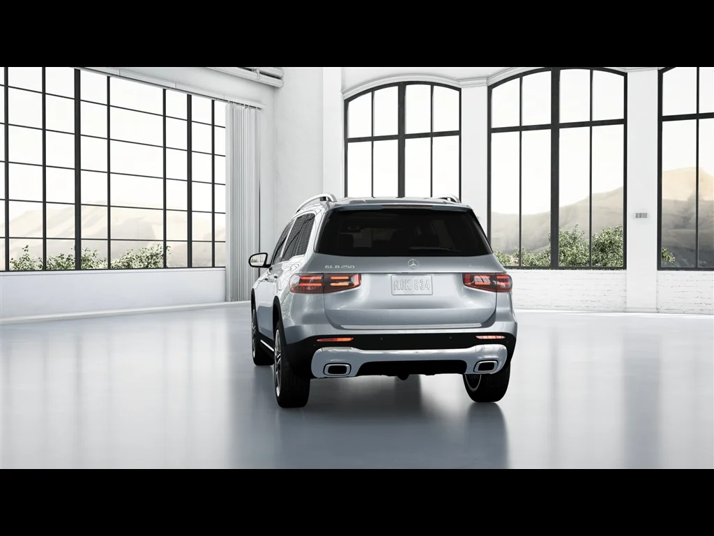 New 2026 Cirrus Silver Metallic Mercedes-Benz GLB 250 image 21