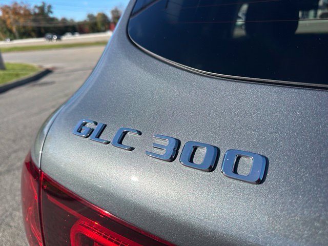 Used 2020 Gray Mercedes-Benz GLC 300 image 11