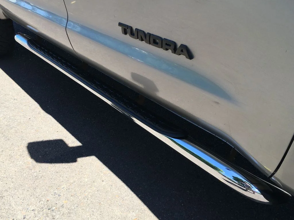 Used 2010 Silver Toyota Limited image 11