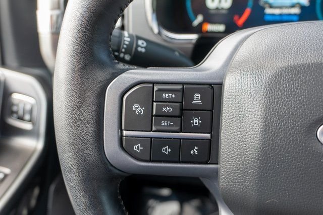 Used 2023 Gray Ford Lariat image 24
