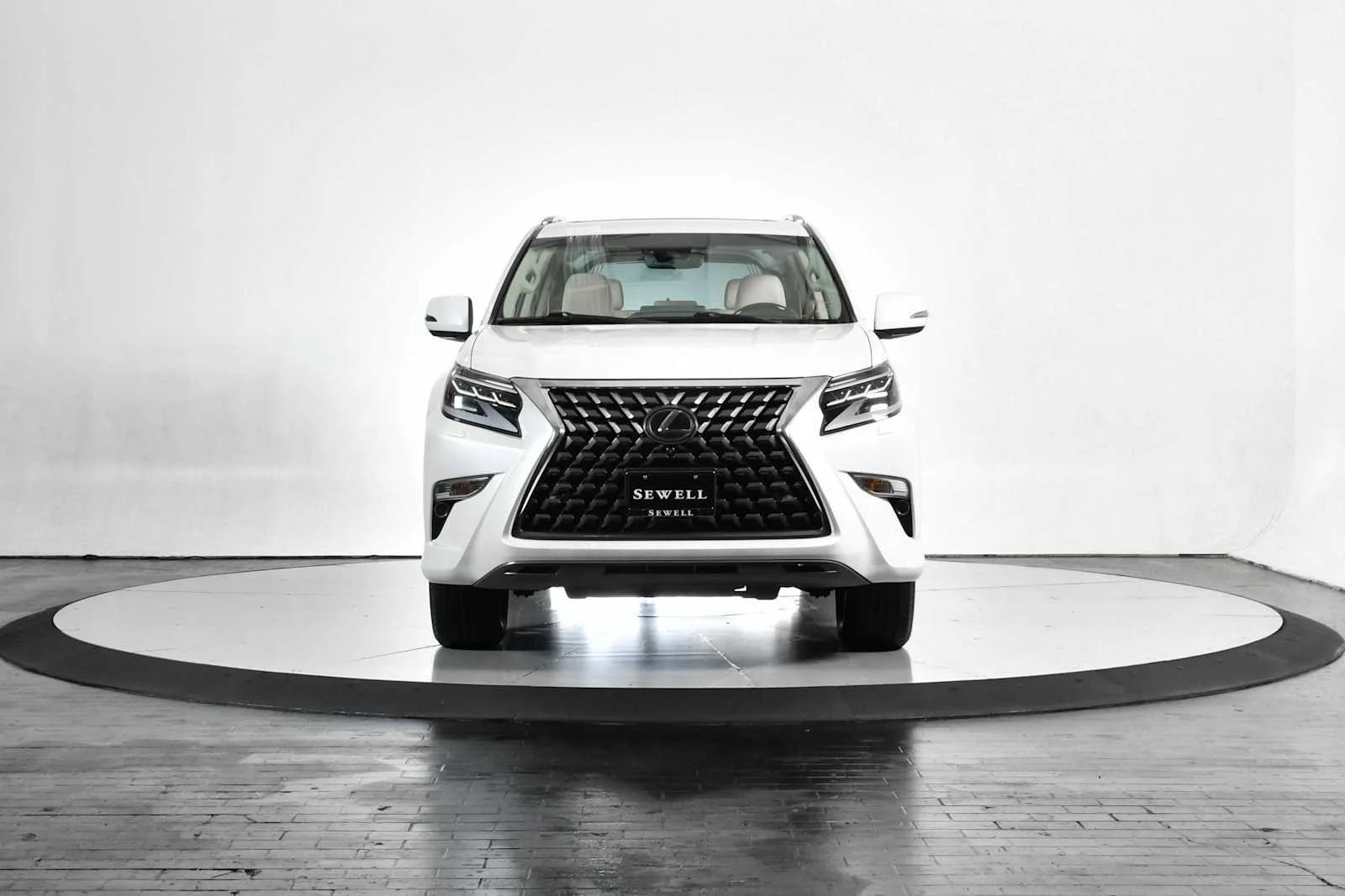 Used 2023 Eminent White Pearl Lexus Luxury image 10