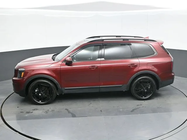 Used 2024 Red Kia EX X-Line image 12