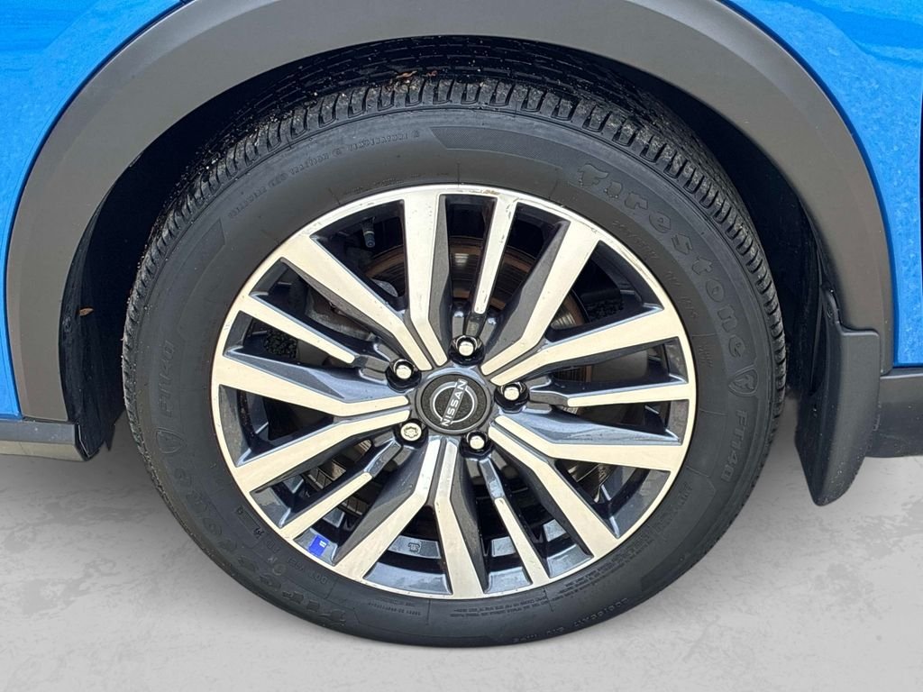 Used 2024 Blue Nissan SV image 19