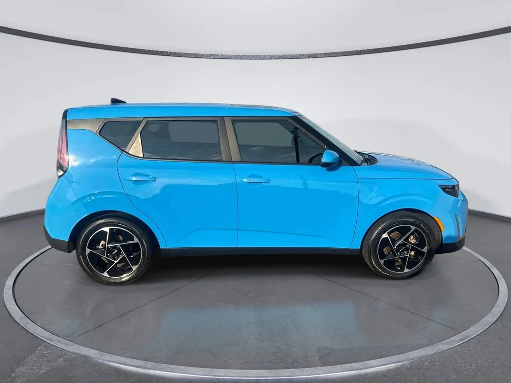 Used 2023 Blue Kia EX image 8