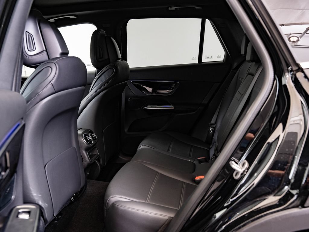 New 2026 Black Mercedes-Benz GLC 300 image 42