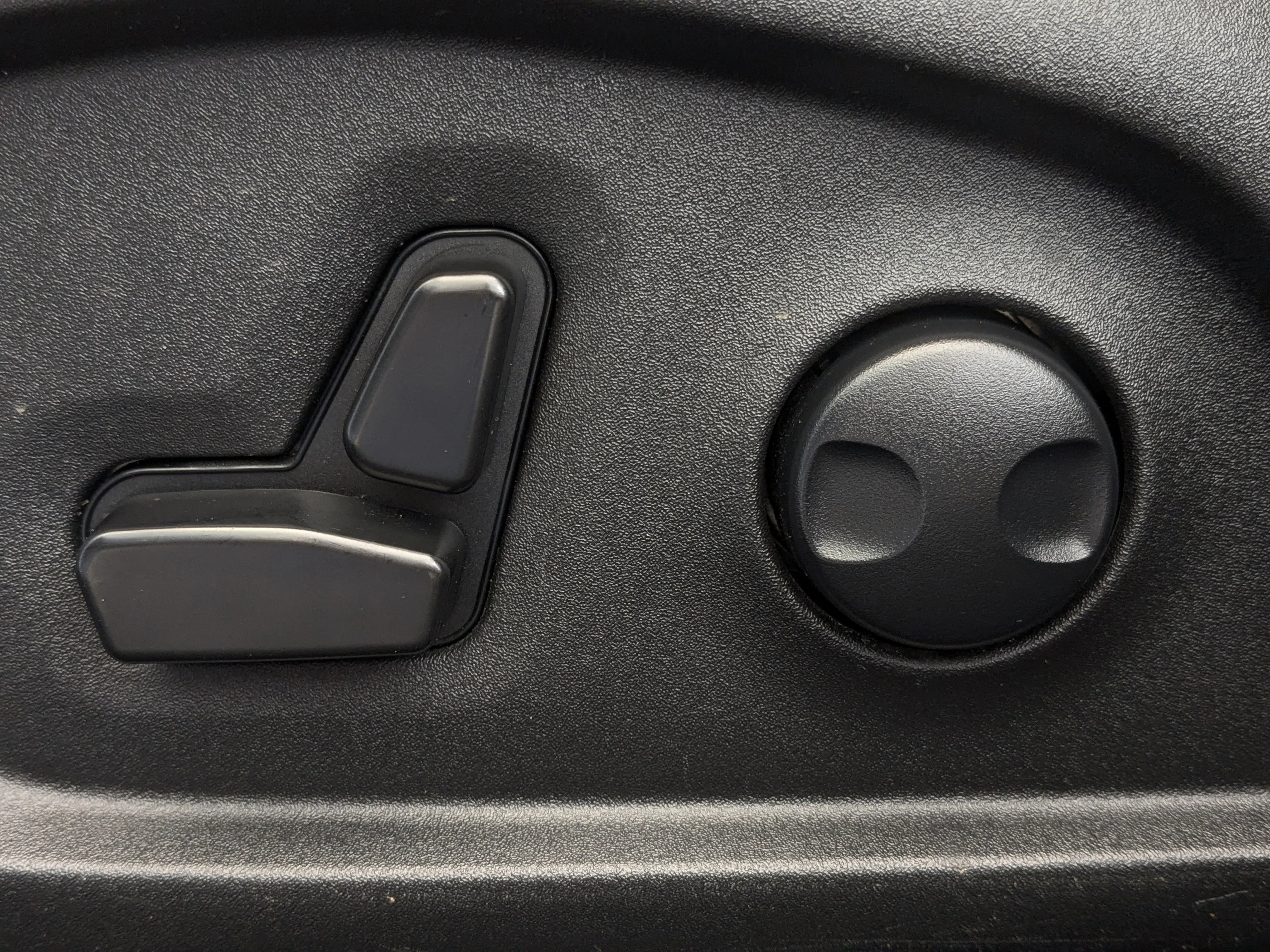 Used 2024 Black Jeep Trailhawk - Sun & Sound Group - Dual Pane Sunroof - Leather - NAV & More image 14