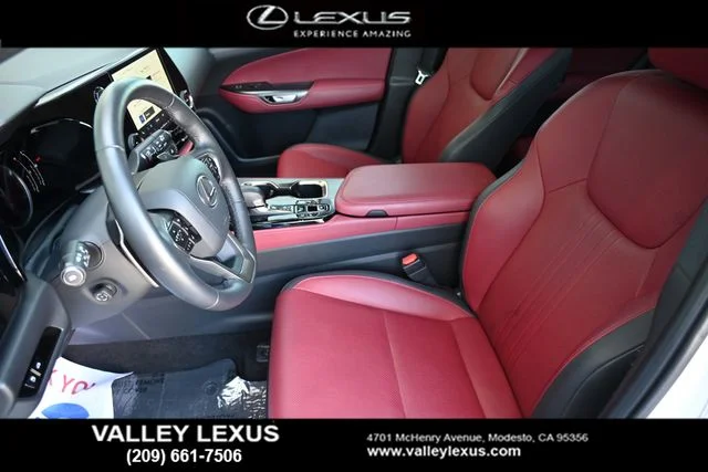 2025 Lexus NX 350 - Photo 9