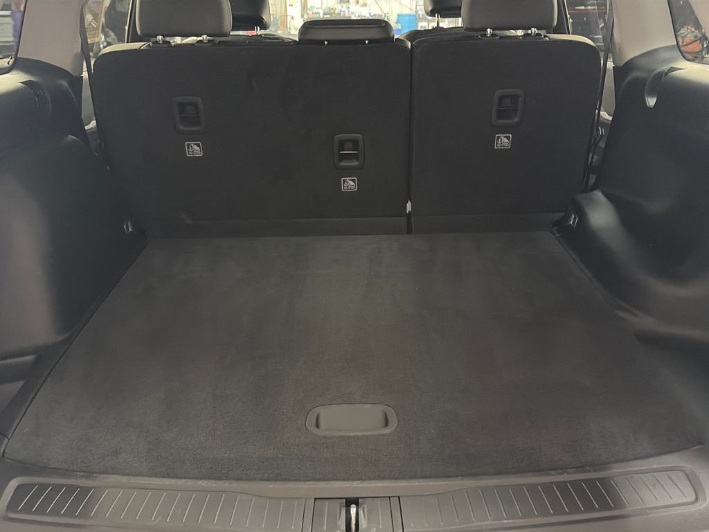 Certified Used 2023 White/off-white Jeep Limited image 24