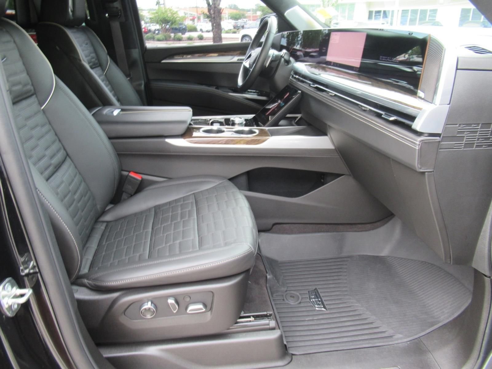 Used 2026 Black Cadillac Platinum Sport image 11