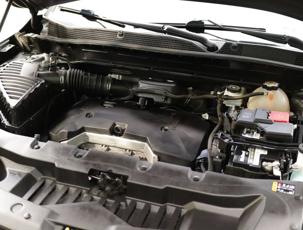 Used 2020 NIGHTFALL GRAY METALLIC Chevrolet LT image 31
