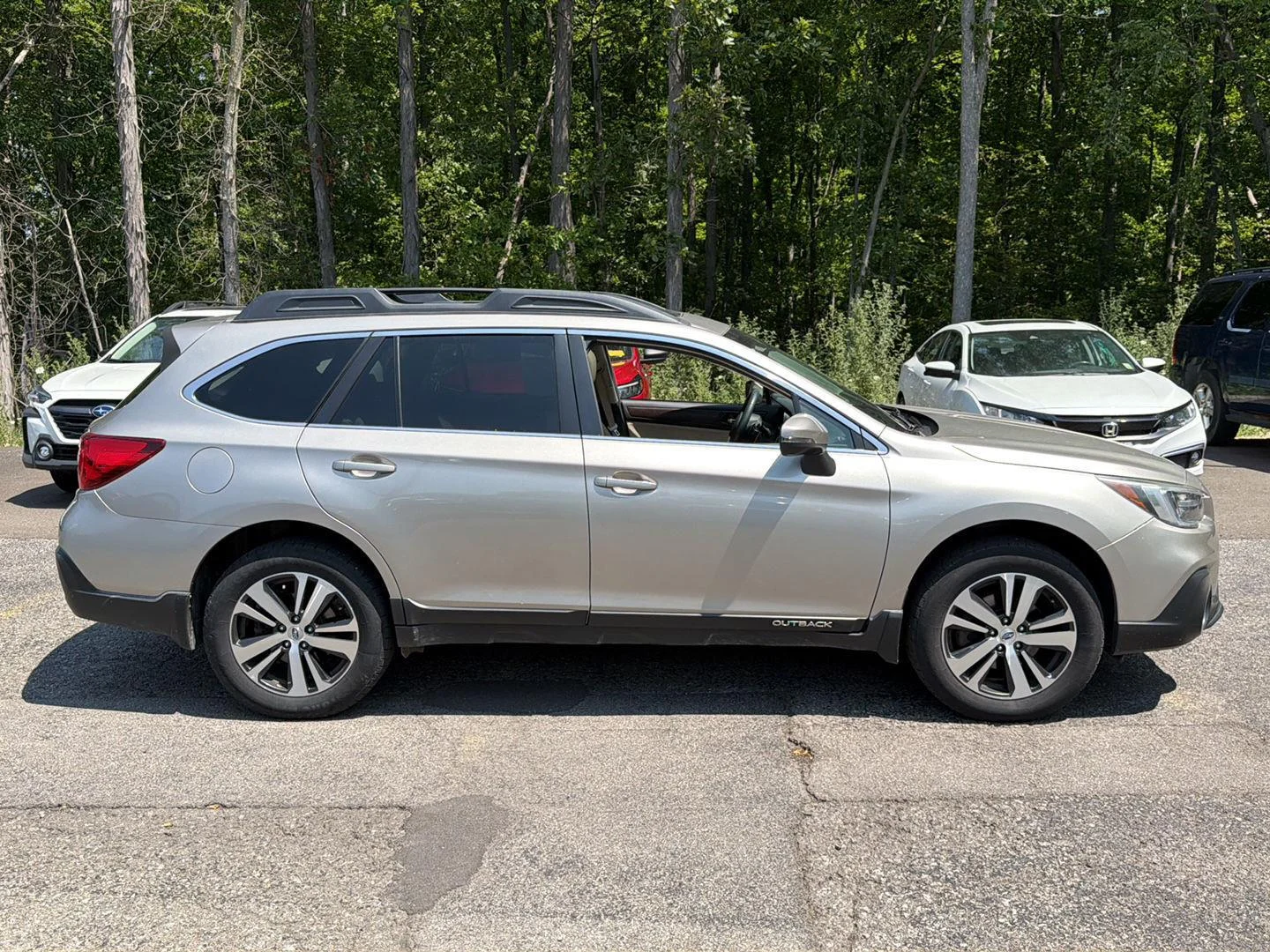 Used 2019 Tungsten Metallic Subaru Limited image 8