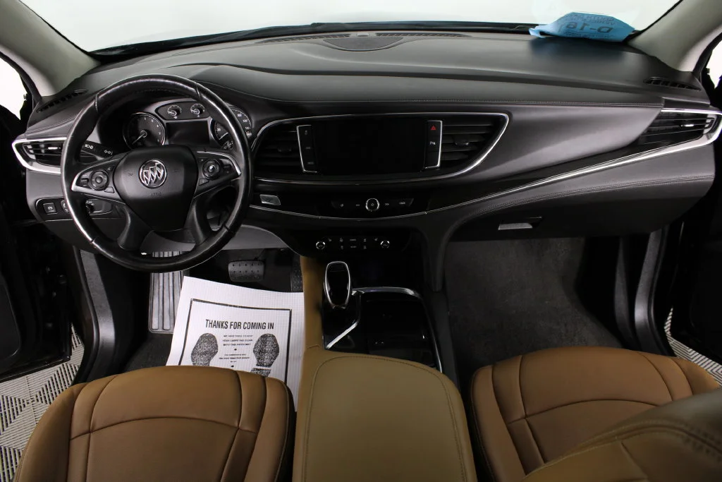 Used 2019 Brown Buick Essence image 27