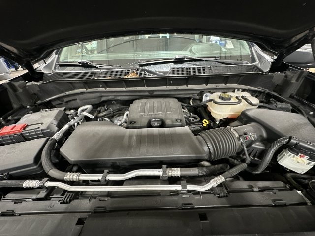 Used 2023 Gray Chevrolet LT image 22