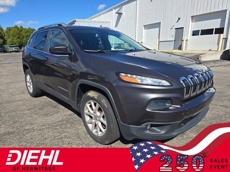 Used 2014 Gray Jeep Latitude image 1