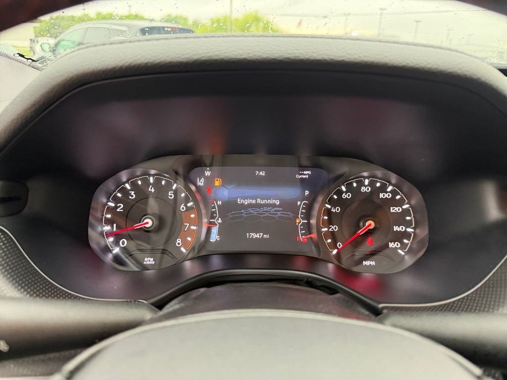 Used 2025 Silver Jeep Trailhawk image 14