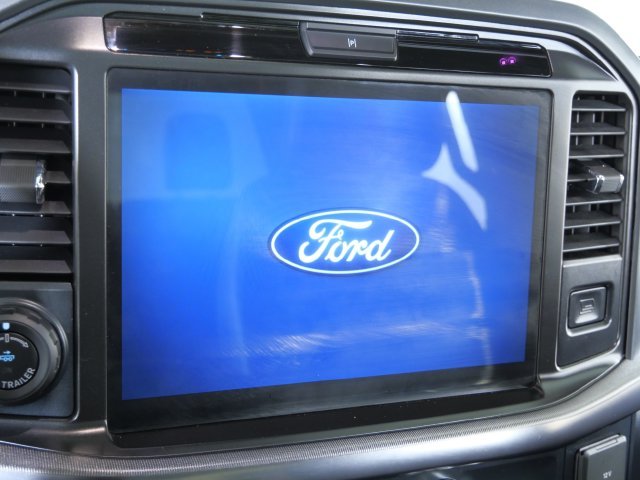 Certified Used 2025 Gray Ford Lariat image 23