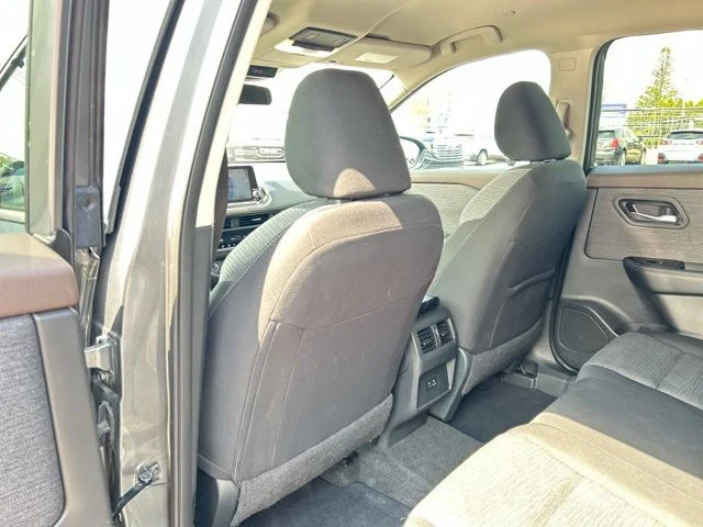 Used 2023 Gun Metallic Nissan SV image 19