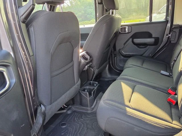 Used 2020 Gray Jeep Unlimited Sport image 8