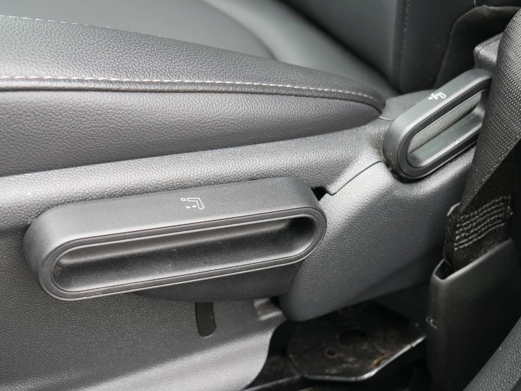 Used 2018 Black MINI Base image 14