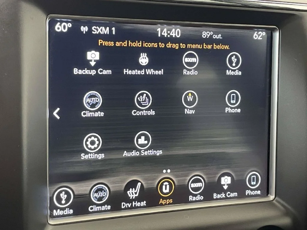 Used 2018 White Jeep Altitude image 22